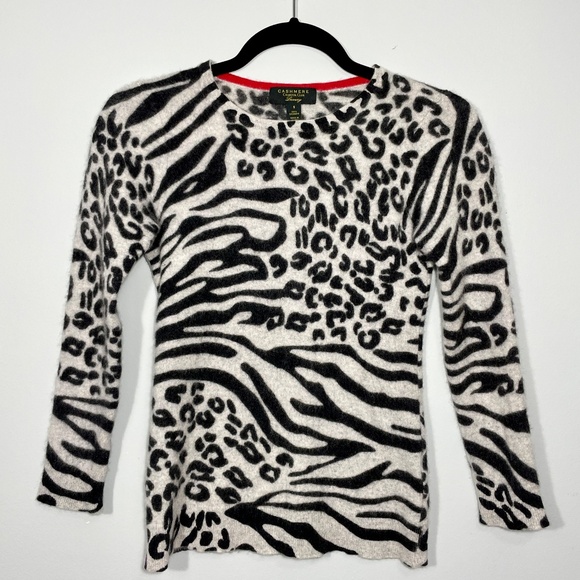 Charter Club - 100% Cashmere Sweater Animal Print - Size: Small but fits like XS - Picture 1 of 4